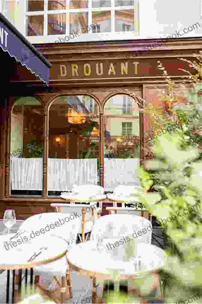 A Bustling Parisian Restaurant With Outdoor Seating And A Charming Atmosphere Hamburg Interactive Restaurant Guide: Multi Language Search 10 Cities (Europe Interactive Restaurant Guide)