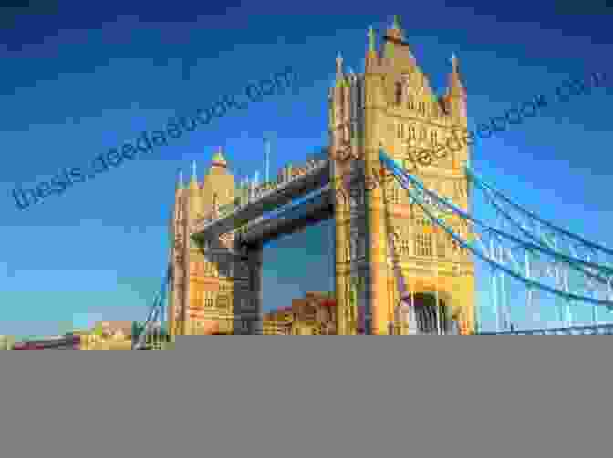 Tower Bridge, London, England Warsaw Interactive City Guide: Multi Language English German Chinese (Europe City Guides)